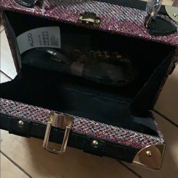 Aldo luggage handbag! Sooo cute! - Picture 2 of 2
